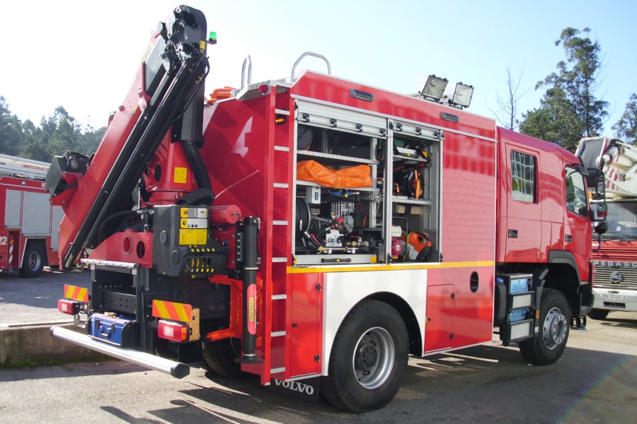 SPECIAL HELP AND ASSISTANCE VEHICLE (VSAE), ON VOLVO FMX 370 CHASSIS