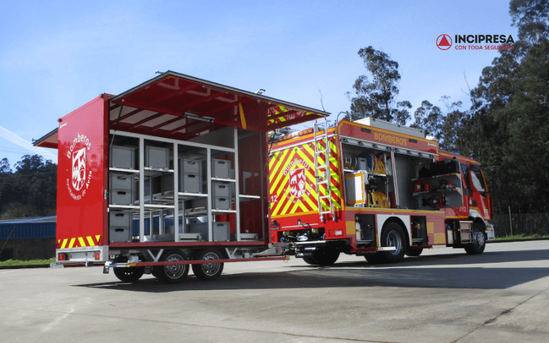 tipos de vehiculos de bomberos especiales