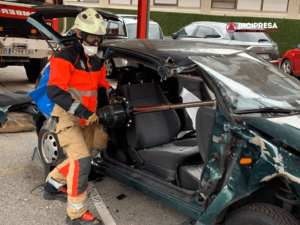 Demostracion De Herramientas Pentheon Con Bomberos De Oviedo